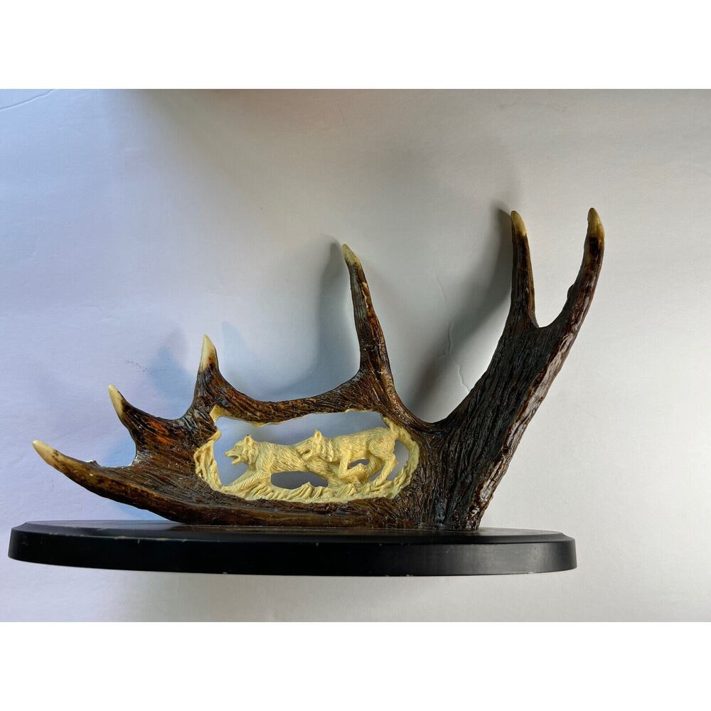 Decorative 11-1/2" Wolves Wolf Pack Blade Knife Stand Faux-Antler